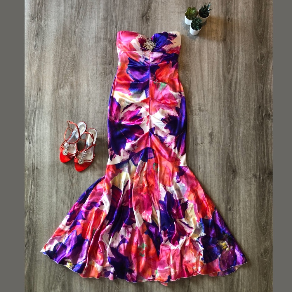 Cache Floral Mermaid Formal Strapless Gown Size 4